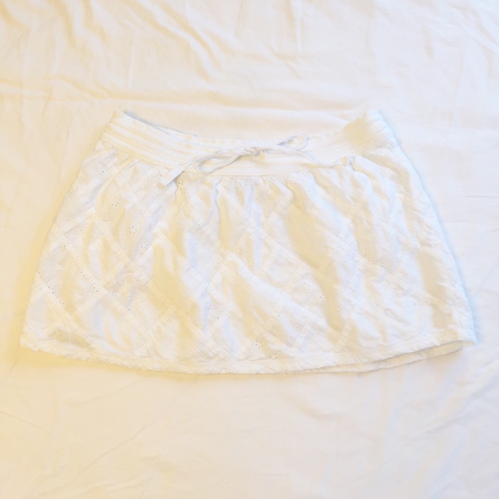 American Eagle White Patchwork Eyelet Mini Size 4